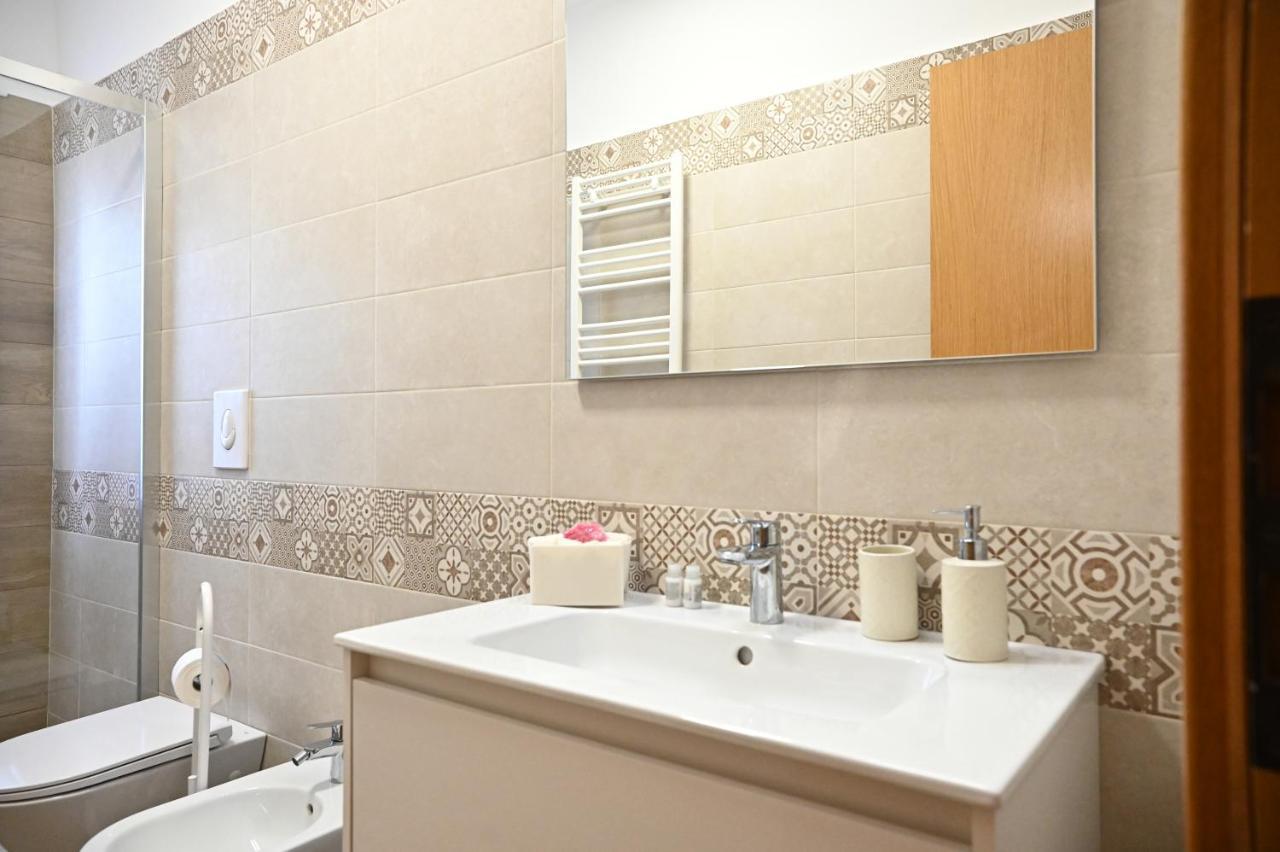 Dimora Fefe Apartment Monopoli Bagian luar foto