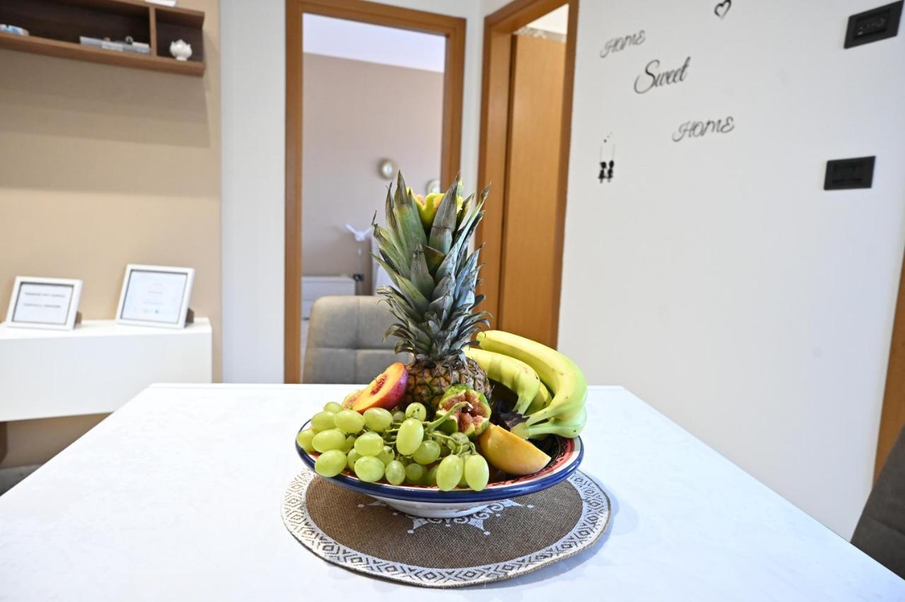Dimora Fefe Apartment Monopoli Bagian luar foto