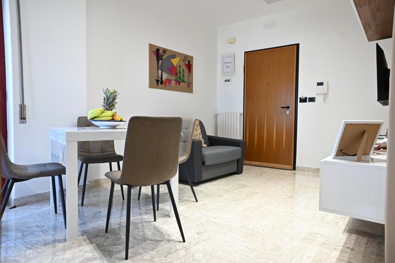 Dimora Fefe Apartment Monopoli Bagian luar foto