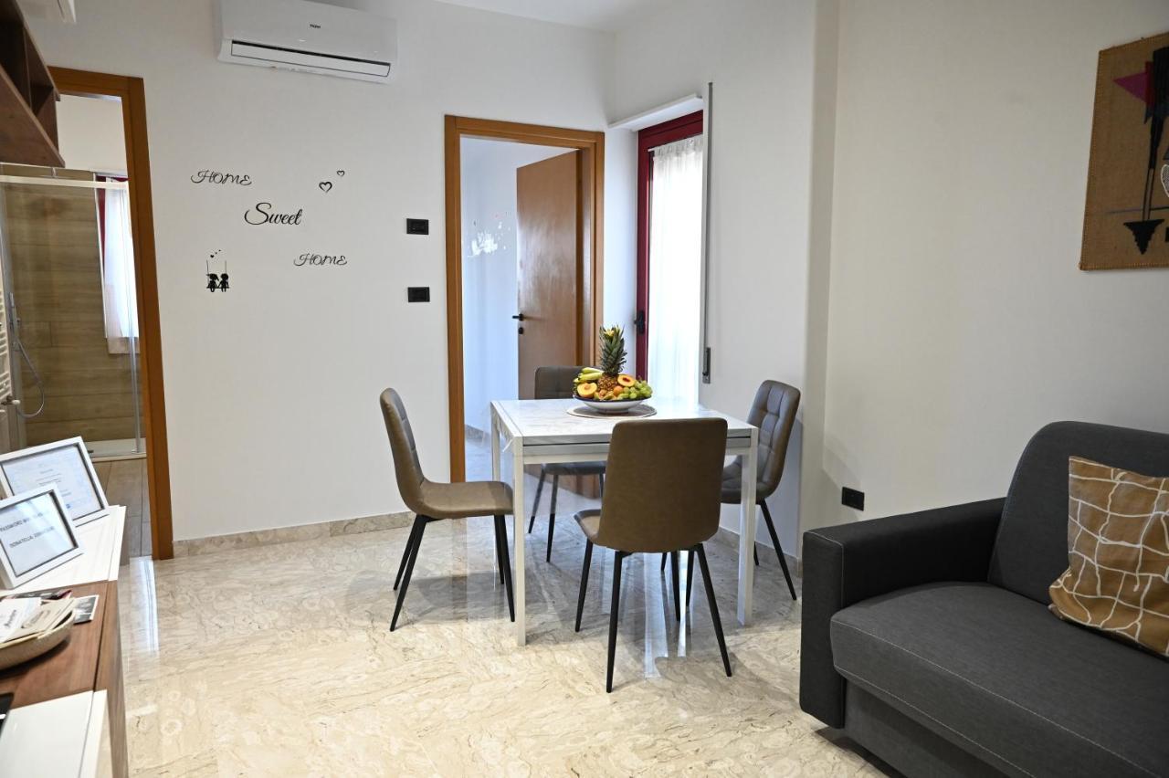 Dimora Fefe Apartment Monopoli Bagian luar foto